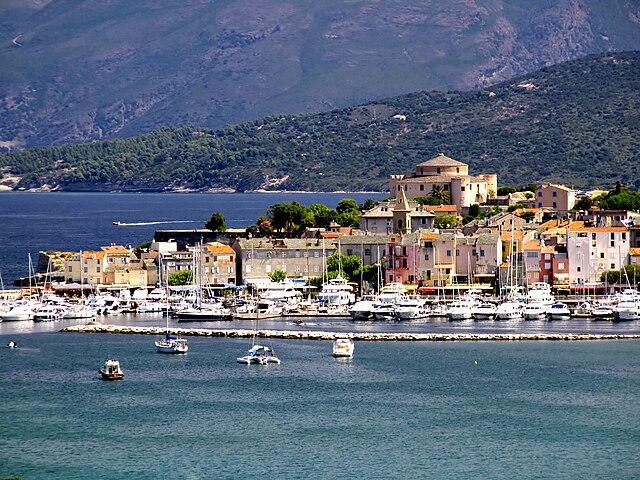 Saint-Florent - Immobilier - CENTURY 21 Dary Immoblier - Saint-Florent village et citadelle