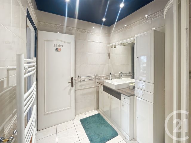 Appartement T3 à vendre - 3 pièces - 74.1 m2 - BASTIA - 202 - CORSE - Century 21 Dary Immobilier