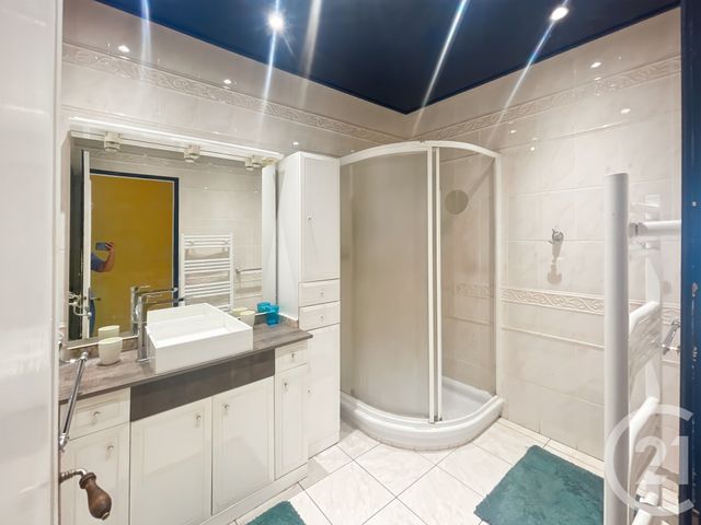 Appartement T3 à vendre - 3 pièces - 74.1 m2 - BASTIA - 202 - CORSE - Century 21 Dary Immobilier