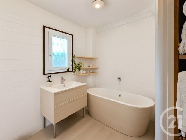 Appartement F4 à vendre - 4 pièces - 102.12 m2 - ST FLORENT - 202 - CORSE - Century 21 Dary Immobilier