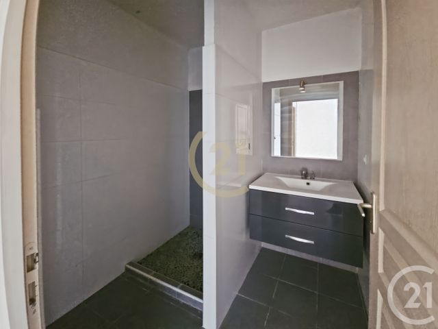 Afficher la photo en grand Appartement à vendre - 2 pièces - 44.44 m2 - ST FLORENT - 202 - CORSE - Century 21 Dary Immobilier