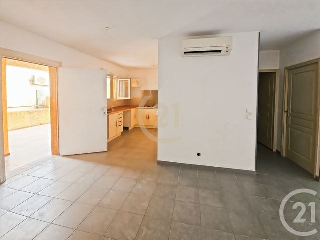 Afficher la photo en grand Appartement à vendre - 2 pièces - 44.44 m2 - ST FLORENT - 202 - CORSE - Century 21 Dary Immobilier