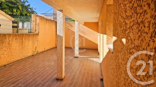 Afficher la photo en grand Appartement à vendre - 2 pièces - 44.44 m2 - ST FLORENT - 202 - CORSE - Century 21 Dary Immobilier