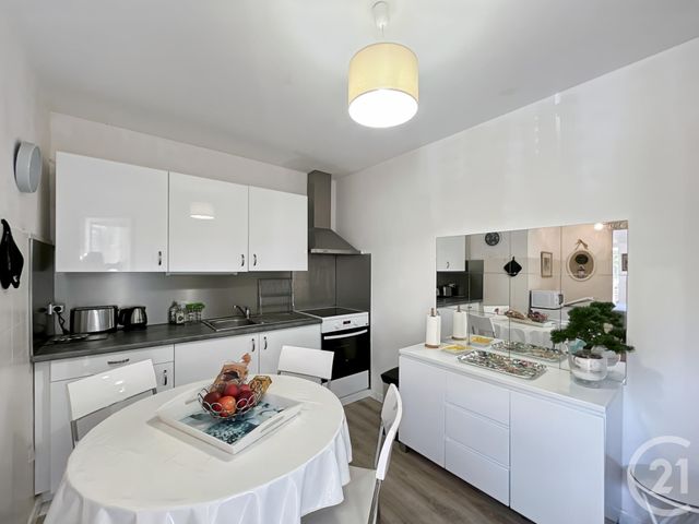 Appartement T3 à louer - 3 pièces - 91.35 m2 - ST FLORENT - 202 - CORSE - Century 21 Dary Immobilier