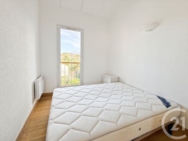 Appartement T3 à vendre - 4 pièces - 56.28 m2 - ST FLORENT - 202 - CORSE - Century 21 Dary Immobilier