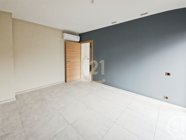 Appartement F3 à vendre - 3 pièces - 74.3 m2 - ST FLORENT - 202 - CORSE - Century 21 Dary Immobilier