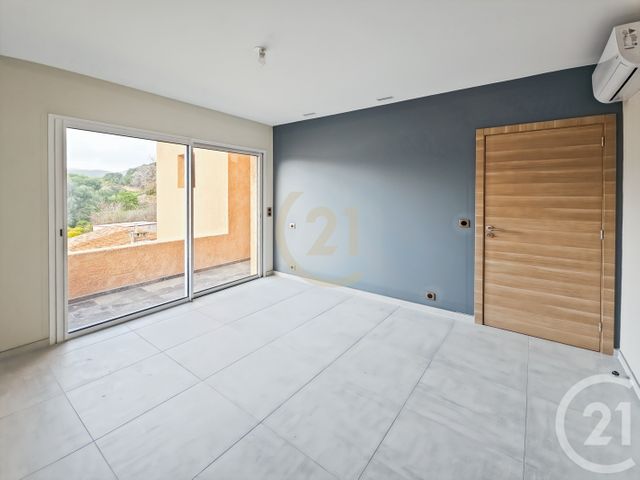 Appartement F3 à vendre - 3 pièces - 74.3 m2 - ST FLORENT - 202 - CORSE - Century 21 Dary Immobilier