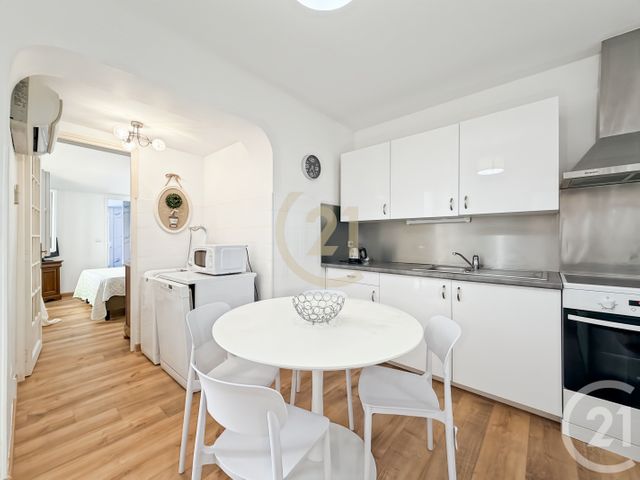 Appartement T3 à louer - 3 pièces - 91.35 m2 - ST FLORENT - 202 - CORSE - Century 21 Dary Immobilier