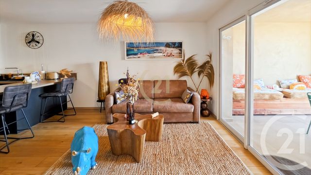 Appartement T2 à louer - 2 pièces - 42.13 m2 - ST FLORENT - 202 - CORSE - Century 21 Dary Immobilier