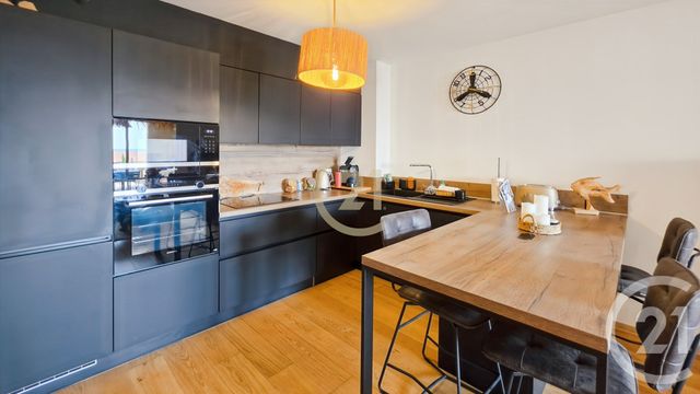 Appartement T2 à louer - 2 pièces - 42.13 m2 - ST FLORENT - 202 - CORSE - Century 21 Dary Immobilier