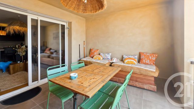Appartement T2 à louer - 2 pièces - 42.13 m2 - ST FLORENT - 202 - CORSE - Century 21 Dary Immobilier