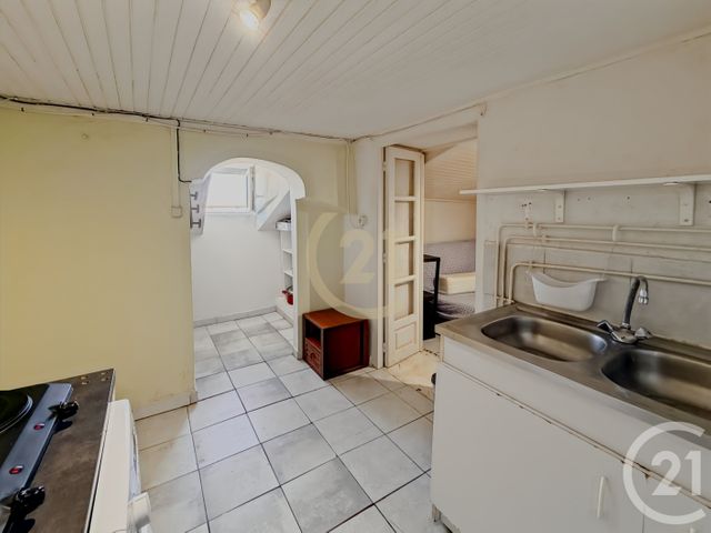 Appartement T1 à louer - 1 pièce - 24.2 m2 - BASTIA - 202 - CORSE - Century 21 Dary Immobilier