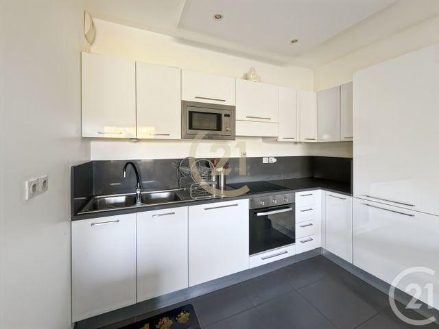 Appartement T2 à louer - 2 pièces - 52.64 m2 - ST FLORENT - 202 - CORSE - Century 21 Dary Immobilier